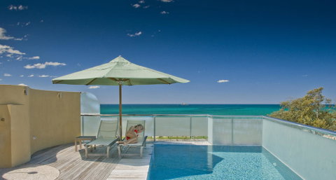 Beach Suites - Accommodation Sunshine Coast 0