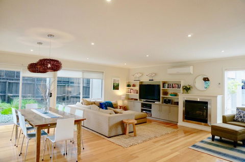 Beachcomber - Accommodation Sunshine Coast 0