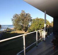 BEACHFRONT 3- 3/12 Bundella Ave LC - Accommodation Sunshine Coast
