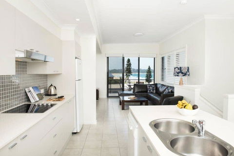 Beachfront 8 - Accommodation Sunshine Coast 0