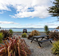 Beachfront Apartment Blackmans Bay - Accommodation Sunshine Coast