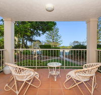 Beachfront On Marine - Accommodation Sunshine Coast