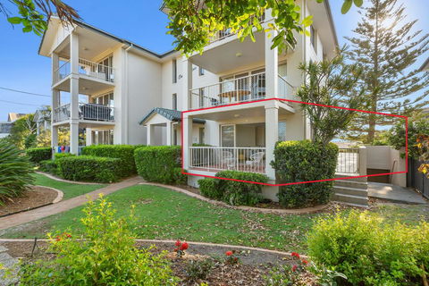 Beachfront On Marine - Accommodation Sunshine Coast 1