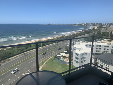 Beachfront Towers - Accommodation Sunshine Coast 3