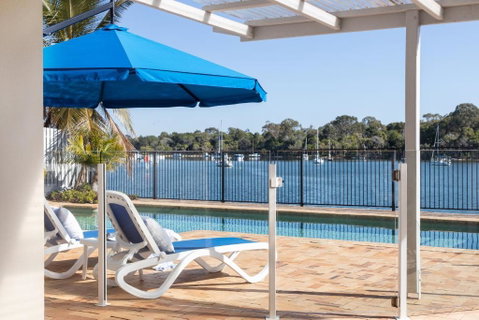 Riverfront With Jetty, Ideal For Families - Accommodation Sunshine Coast 3