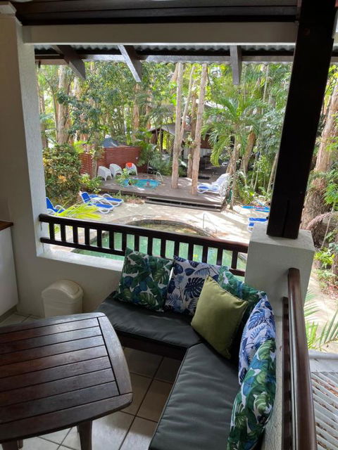 REEF RETREAT APARTMENTS PALM COVE Unit 28 - Accommodation Sunshine Coast 3