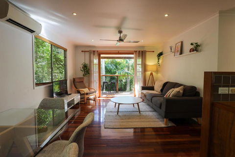Regent Bower Cottage - Accommodation Sunshine Coast 0