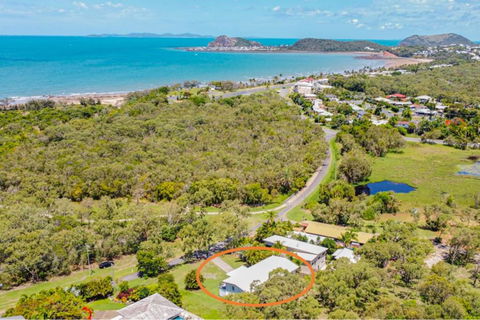 RELAX @48 CLOSE TO BEACH Sleeps 7 - Accommodation Sunshine Coast 0