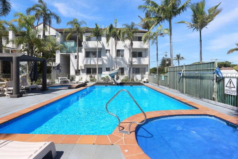 Resort Style Holiday - Accommodation Sunshine Coast 0