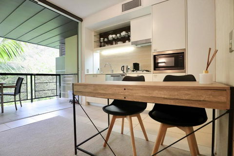 Restful Rainforest Retreat Mins From Hastings St 9407 - Accommodation Sunshine Coast 3