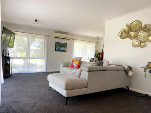 Retreat On Roe - Accommodation Sunshine Coast 0