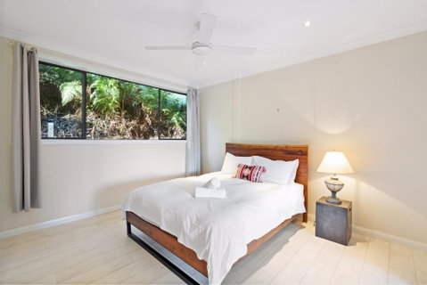 Retreat W Pool On Acreage - Accommodation Sunshine Coast 2