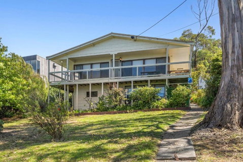 Retro Retreat - Accommodation Sunshine Coast 1