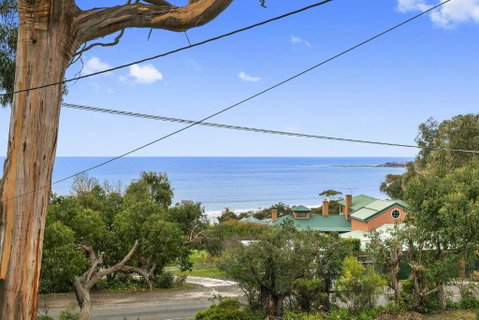 Retro Retreat - Accommodation Sunshine Coast 2