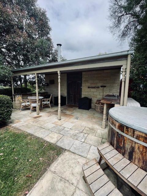 Rivendell Farm Estate - Accommodation Sunshine Coast 0