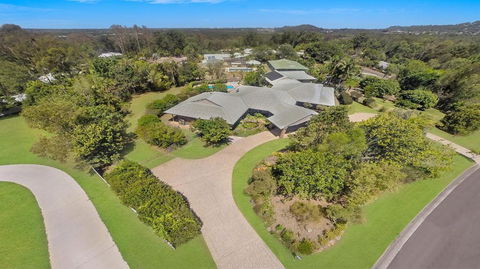 River Gum Luxury Bed And Breakfast - Accommodation Sunshine Coast 3