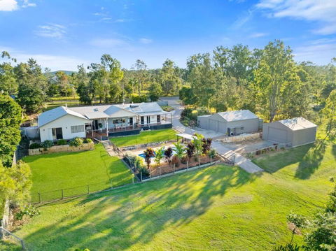 Riverbend Ranch - Accommodation Sunshine Coast 0