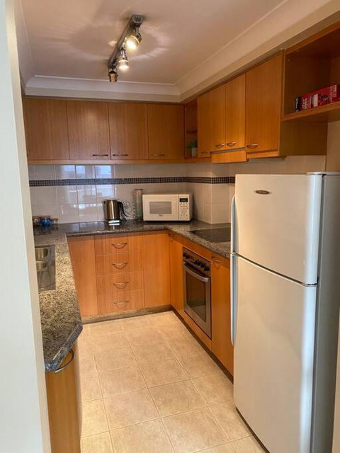 RIVERSIDE CITY VIEW PARKING NETFLIX WIFI WINE FREE - Accommodation Sunshine Coast 2