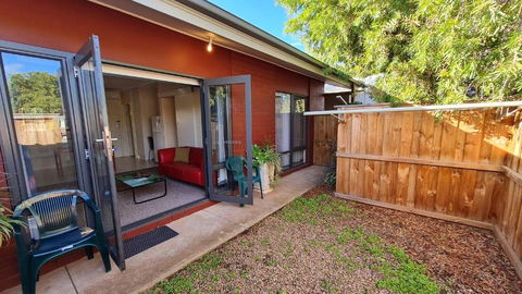 Rise N Shine - Affordable 50sqm Garden Apartment - Accommodation Sunshine Coast 0