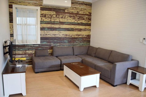 Rockleigh - Bring Your Own Linen. - Accommodation Sunshine Coast 3