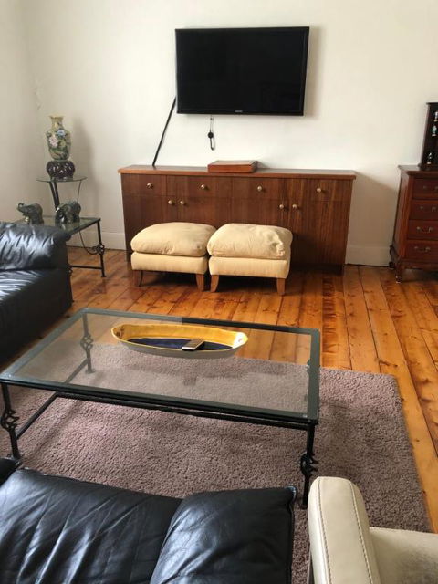Room Near Caulfield Racecourse - Accommodation Sunshine Coast 3