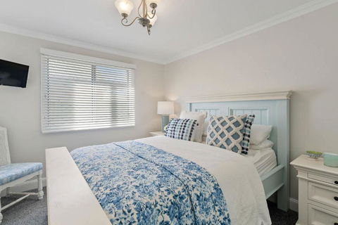 Rose Cottage 3B Hutchinson St Goolwa - Linen Included - Accommodation Sunshine Coast 1