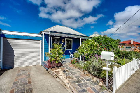 Rose Cottage 3B Hutchinson St Goolwa - Linen Included - Accommodation Sunshine Coast 3