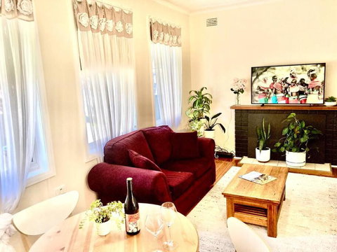 Rose End Cozy Apartment - Accommodation Sunshine Coast 0
