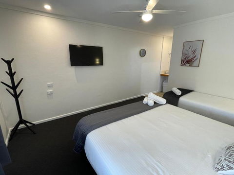 Royal Hotel Motel Scone - Accommodation Sunshine Coast 2