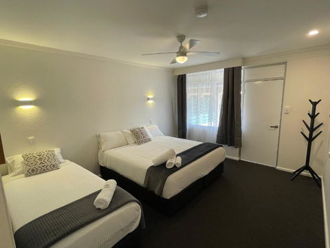 Royal Hotel Motel Scone - Accommodation Sunshine Coast 0