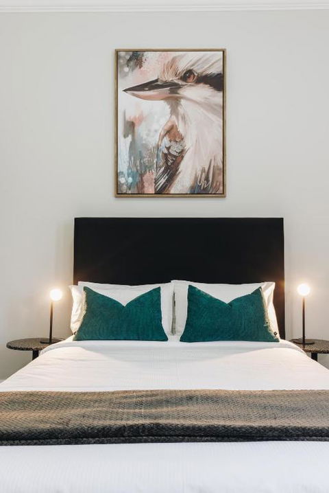 Royal Hotel Wyong - Accommodation Sunshine Coast 1