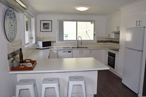 Rudder House - Accommodation Sunshine Coast 2