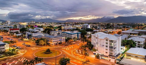 Rydges Esplanade Resort Cairns - Accommodation Sunshine Coast 2