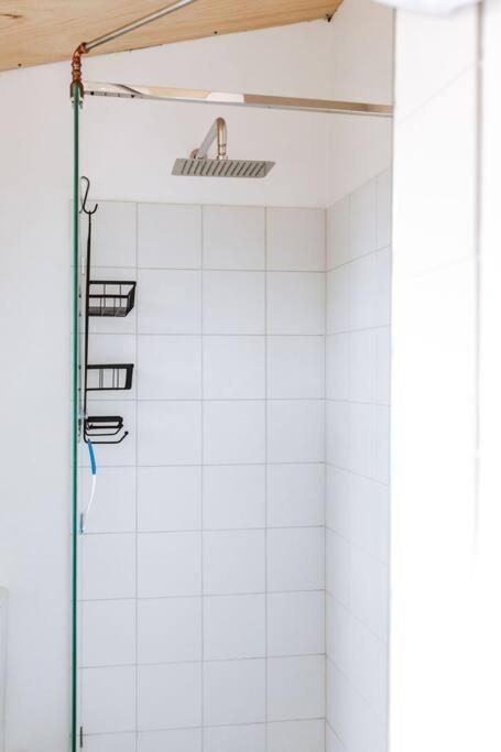 S U N S E T S H A C K Binalong - Accommodation Sunshine Coast 1