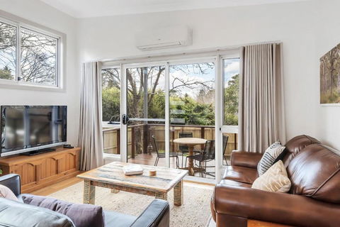 Sahaja Cottage Wentworth Falls - Accommodation Sunshine Coast 3