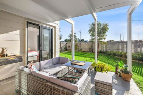 Saltbush By The Park - Accommodation Sunshine Coast 2