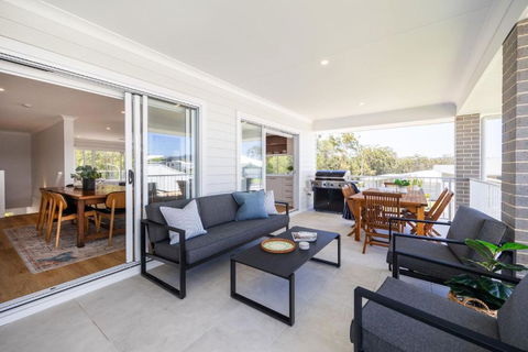 Saltwood - Accommodation Sunshine Coast 0