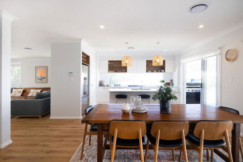 Saltwood - Accommodation Sunshine Coast 2