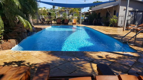 Samson Beach Chalets - Accommodation Sunshine Coast 2