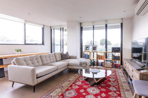 Sanctuary-Effortless City Escape - Accommodation Sunshine Coast 0