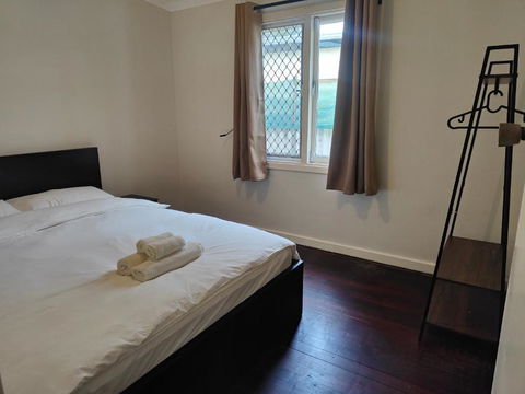 S&S Guest House - Accommodation Sunshine Coast 0