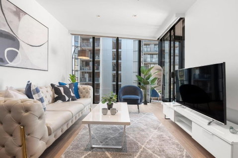Rooftop Pool Stunning Apt At Marvel Stadium With Free Parking - Accommodation Sunshine Coast 1