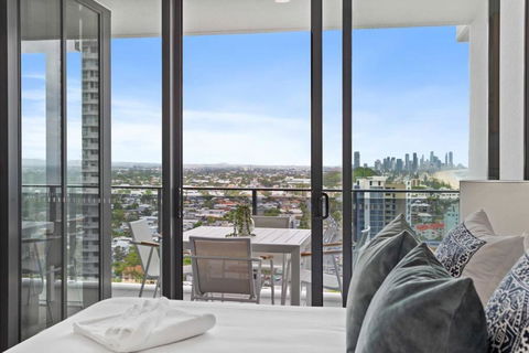 Sandbar 124 - Hosted By Burleigh Letting - Accommodation Sunshine Coast 1