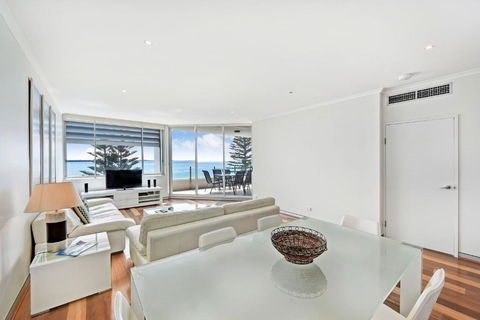 Sandcastle Apartments - Accommodation Sunshine Coast 3