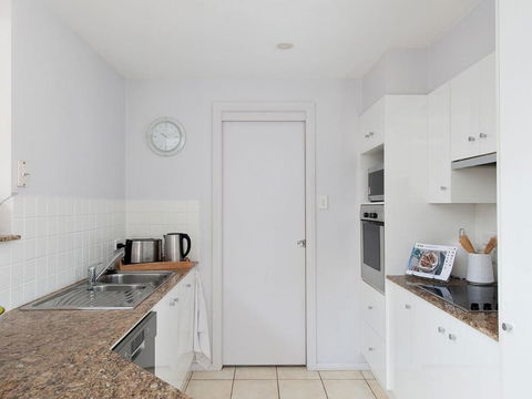Sandcastle Shores - Accommodation Sunshine Coast 3