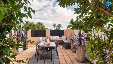 Sandcastle Shores - Accommodation Sunshine Coast 0