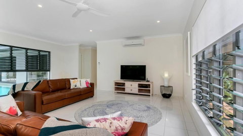 Sandcastles - Palm Cove - Accommodation Sunshine Coast 3