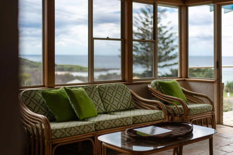 Sandilands One - Oceanstays - Accommodation Sunshine Coast 2