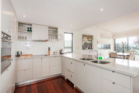 Sandy Beach One - Accommodation Sunshine Coast 3