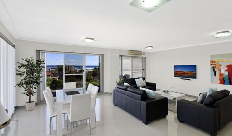Sandy Cove Apartment The Entrance 45 - Accommodation Sunshine Coast 0